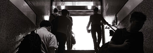 Männer und Stress: Wie du runterkommst, auch ohne Urlaub & Alkohol